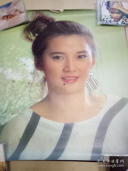 明星单张照片,揭秘明星私藏照片背后的故事